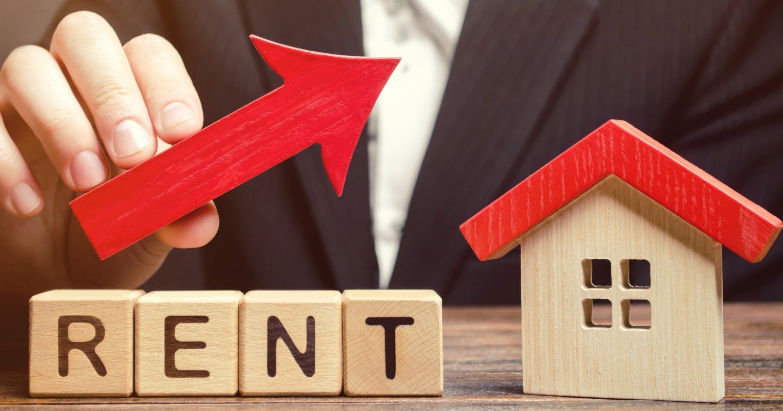 More Americans earning $1 million a year are choosing to rent